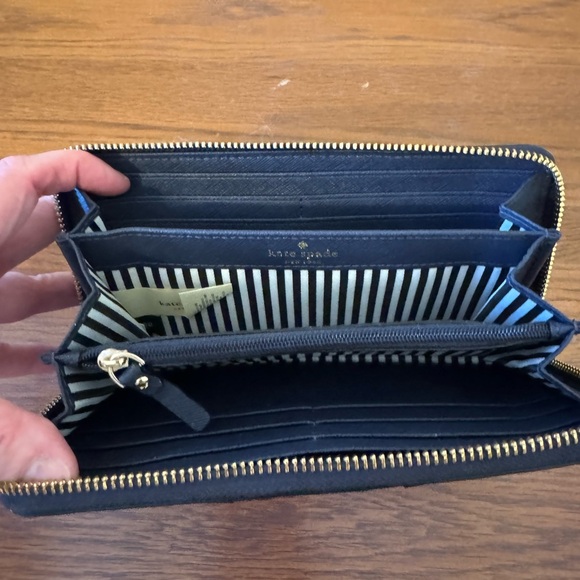 Kate Spade Wallet - Picture 3 of 5